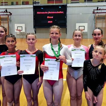 Das erfolgreiche Team des TV Blau-Gelb 90 Bad Düben bei den Sachsenmeisterschaften in Chemnitz.